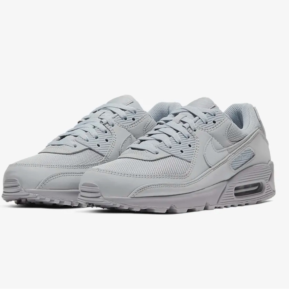 Nike Air Max 90 360 in Wolf Gray - NEW IN BOX